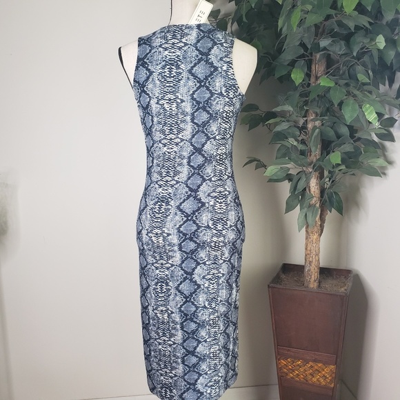 NEW Silver Snakeskin Print Bodycon Dress - Picture 7 of 7